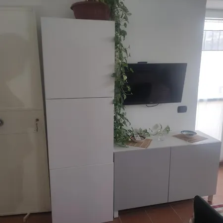 Vacanzella Casa Vacanza In Centro Con Terrazzo Апартаменты Неаполь