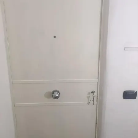 Vacanzella Casa Vacanza In Centro Con Terrazzo Апартаменты Неаполь