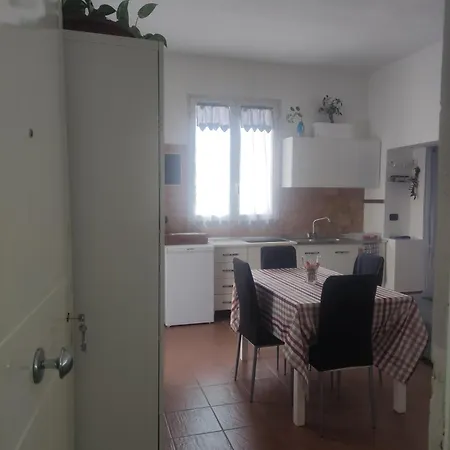 Vacanzella Casa Vacanza In Centro Con Terrazzo Неаполь