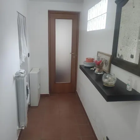 Vacanzella Casa Vacanza In Centro Con Terrazzo Апартаменты Неаполь